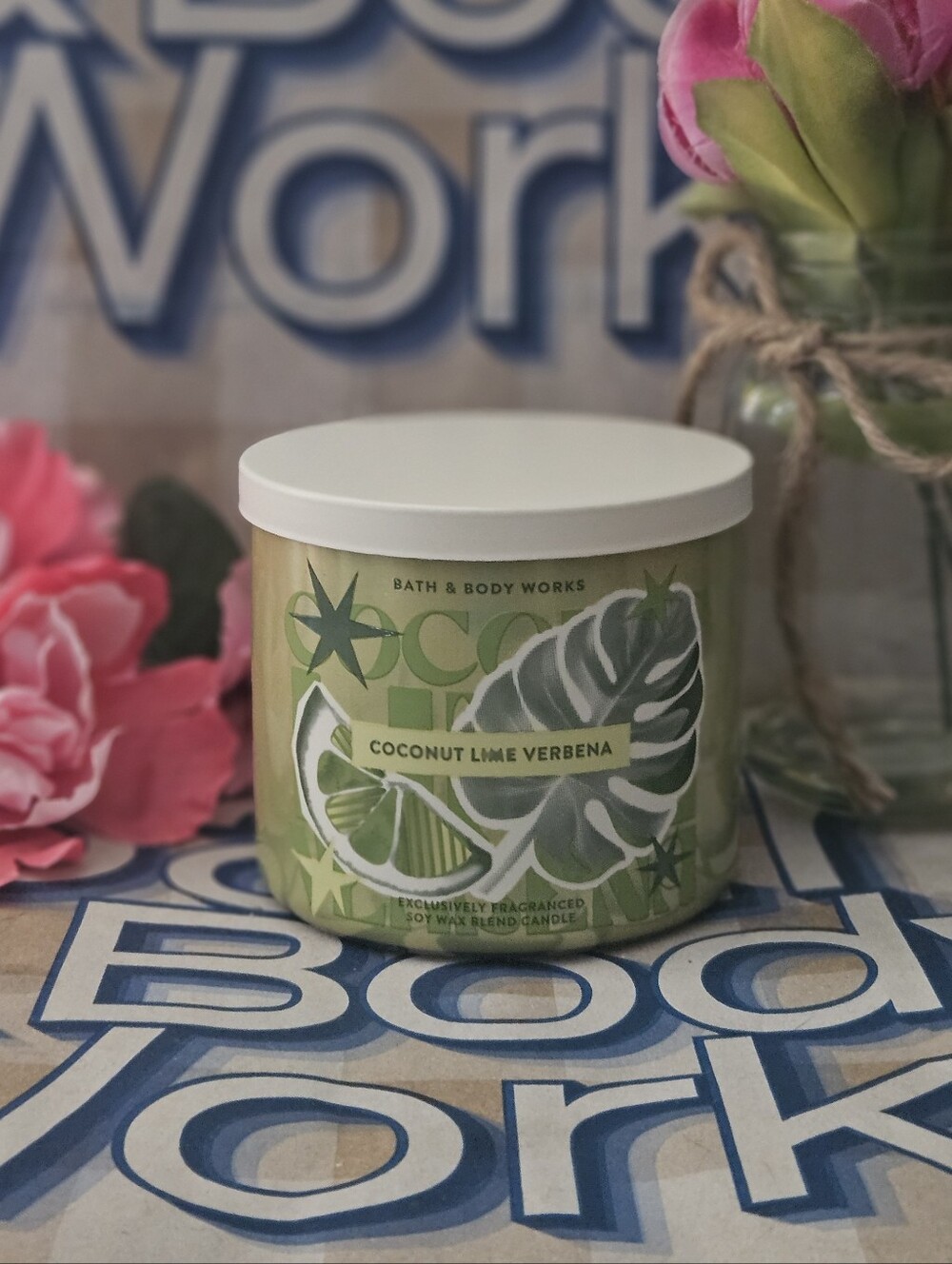 NWT Bath & Body Works Coconut Lime Verbena 3-wick Candle - Green & White